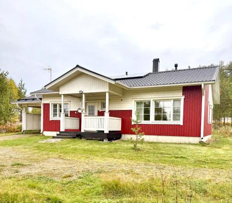 Sodankyla Apartment | Polar Night Wooden House with Sauna
