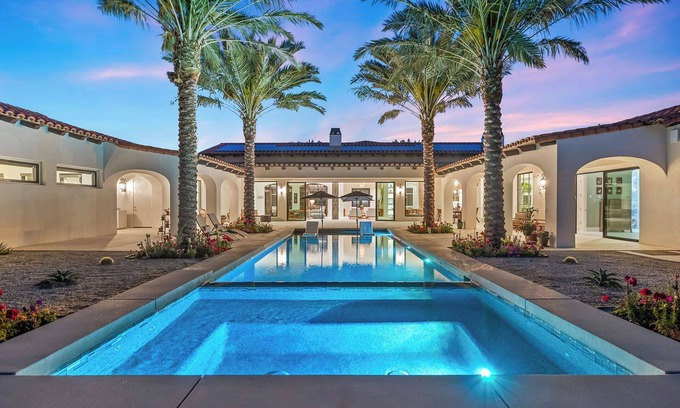 La Quinta House | 'Polo Ranch' 5 BR, 2.5 acres, private tennis court