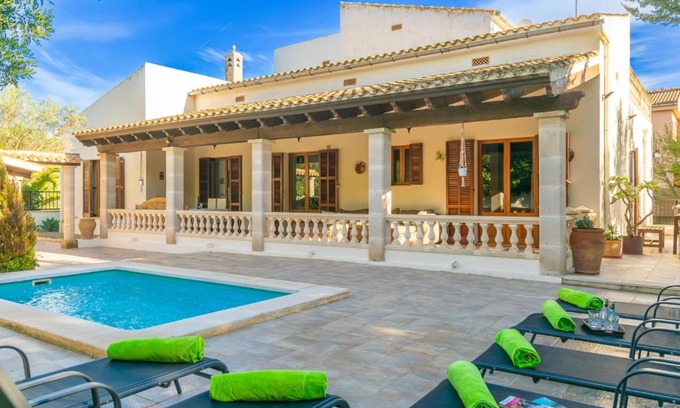 Sa Coma Villa | Experience Comfort at Pomeres 9 - Family-Friendly Getaway