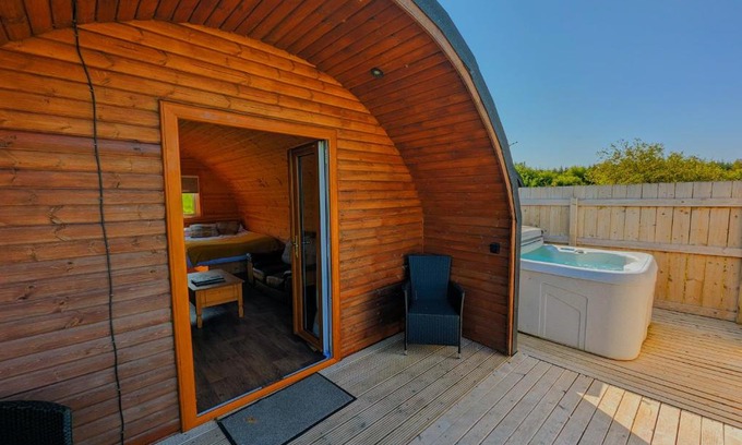 Kelty Cabin | Enjoy Pond View Pod 2 with Private Hot Tub - Pet Friendly