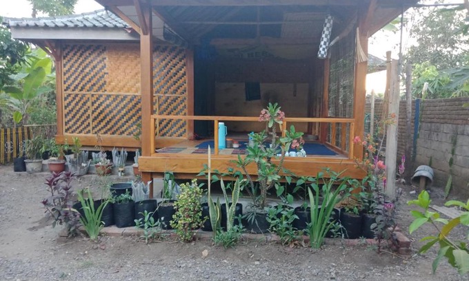 Batukliang Bed & Breakfast | Discover Pondok Lendang Belo: Pet-Friendly Retreat