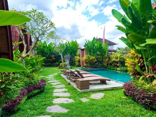 Penestanan Resort | Discover Pondok Naya - CHSE Certified with Pool and Breakfast
