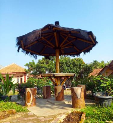 Majalengka Ski Chalet | Budget-Friendly Family Retreat at Pondok Wammy Syariah