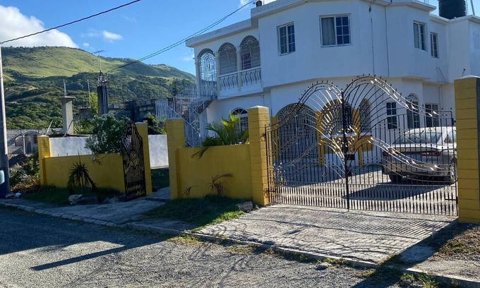 Pamphret Apartment | Tranquil Pondside 3BR with Scenic Views & Family Amenities