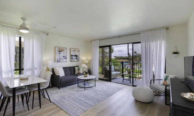 Kapaa Apartment | Guest Rated Pono Kai H204 Condo with Pool Access