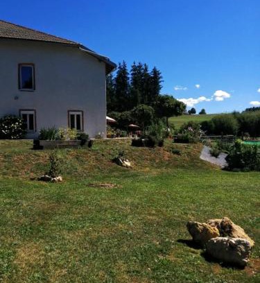 Chaux-des-Crotenay Apartment | Oceanfront Retreat at Pont de la Chaux 2 - Guest Rated 9.5