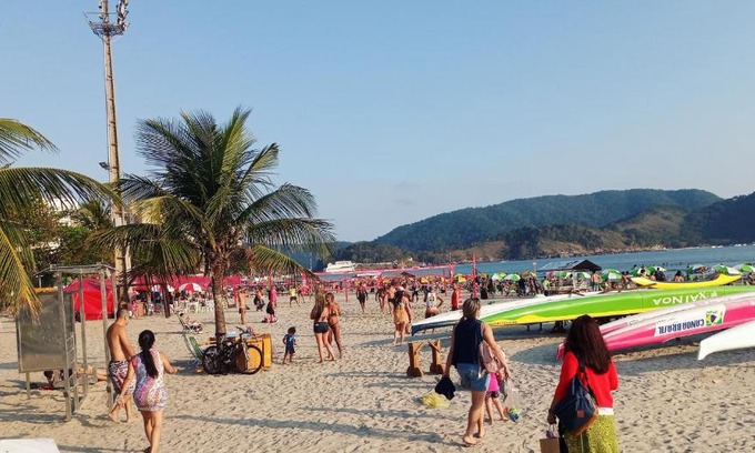 Ponta da Praia Apartment | Oceanfront Ponta da Praia: Family-Friendly with 9.8 Rating
