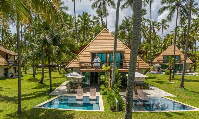Praia dos Carneiros House | Exclusive Pontal dos Carneiros Beach Bungalows with Ocean View