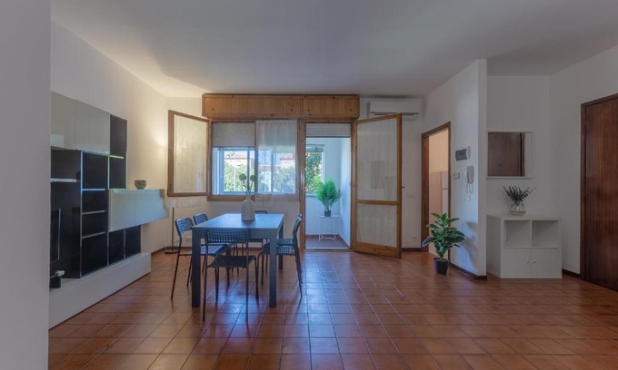 Pontelagoscuro Apartment | Highly Rated Pontelagoscuro Residential Apartment Awaits