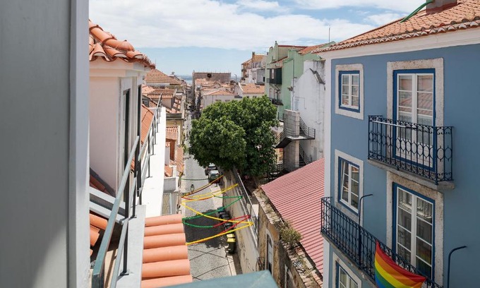 Encarnacao Apartment | Discover Family-Friendly Comfort at Ponto Alto Apartments
