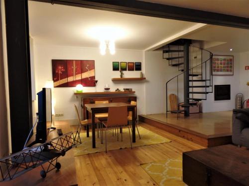Coimbra House | Oceanfront Retreat at Ponto de Vista - Coimbra, Rated 9.2