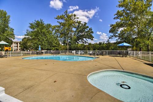 Table Rock Apartment | Family-Friendly Branson Resort Condo with Indoor Pool & Spa