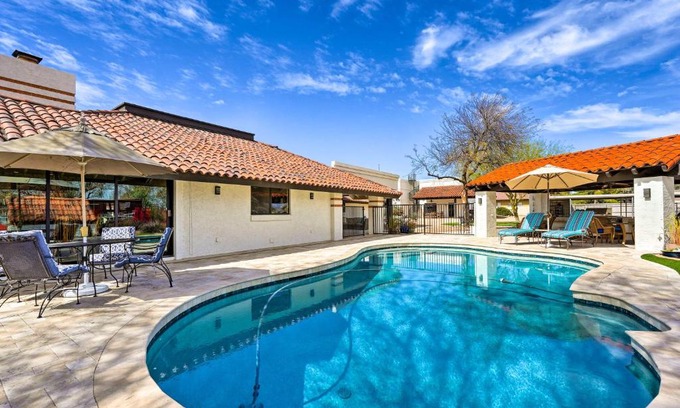 Saddleback Hills House | Pet-Friendly Glendale Home with Pool and Green Space