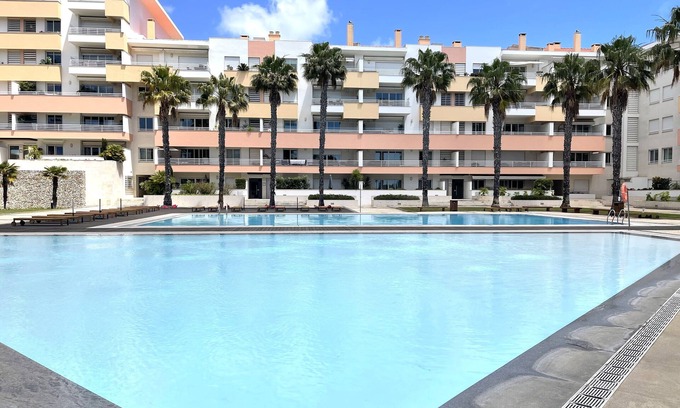 Cascais Condo | Ultimate Beach Getaway with Pool & Spa Near Lisbon