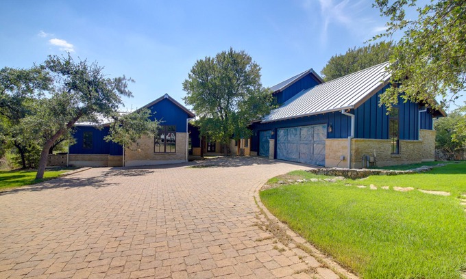 Austin House | Elegant Austin Estate with Pool, Fire Pit & Pet-Friendly Stay