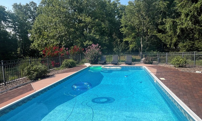 Dover House | Pool, Hot Tub , 4-bedroom house in charming Dover with WiFi, AC. Enjoy your stay