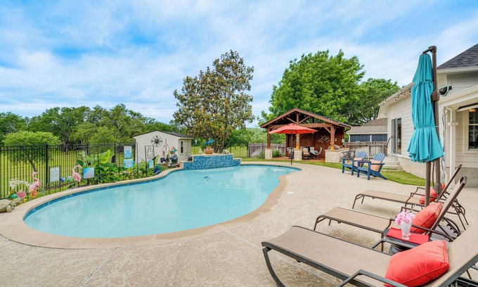 Round Rock House | Relaxing Round Rock Retreat with Private Pool & Hot Tub
