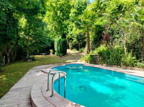 Rio Caldo Villa | Relax at Pool House in the Heart of Gérès, Rio Caldo
