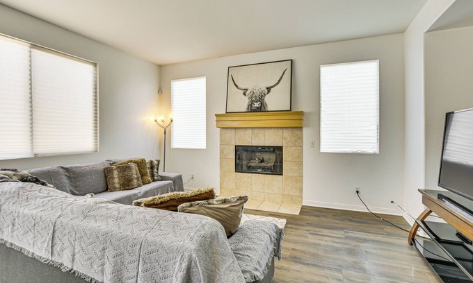 Victorville House | Pool Table & Charcoal Grill: Home in Victorville!