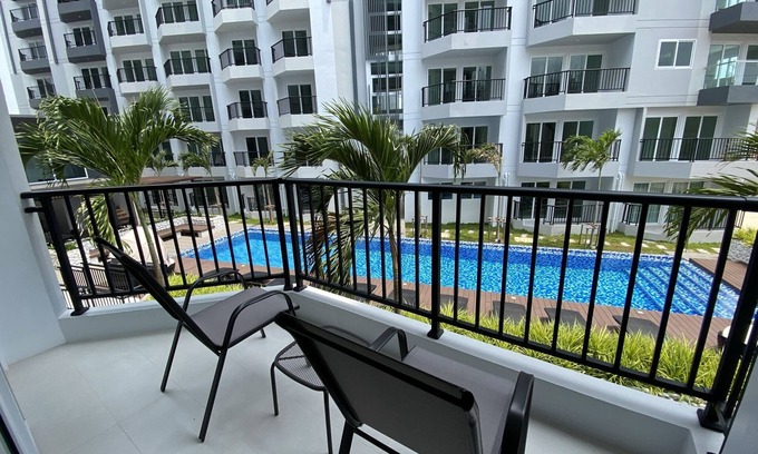 Kram Apartment | Family-Friendly Mantra Beach Condominium with Pool & Breakfast