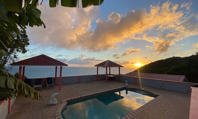 Laborie Apartment | Seaview Pool Retreat: 10 Min to Airport, Walk to Beach
