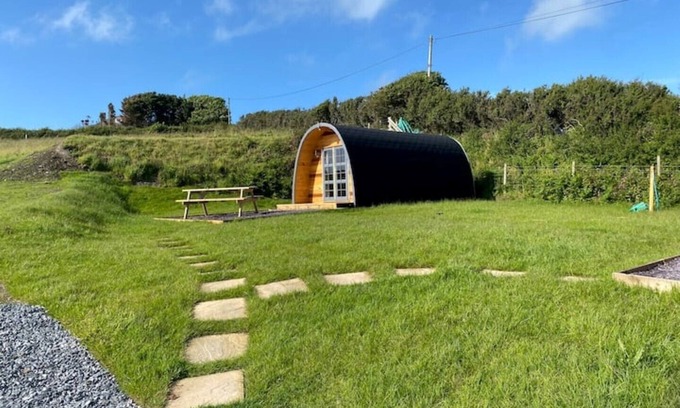 Woolacombe Cabin | Experience Oceanfront Bliss at Poole Farm Pods Lodge