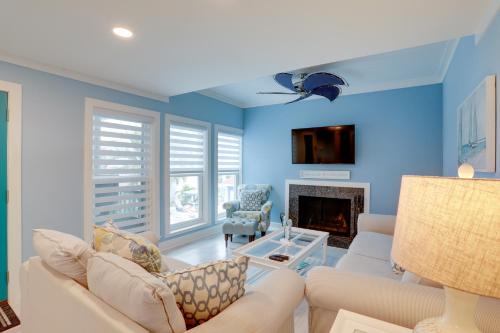Madeira Beach House | Relaxing Madeira Beach Retreat with Pool and Ocean Views