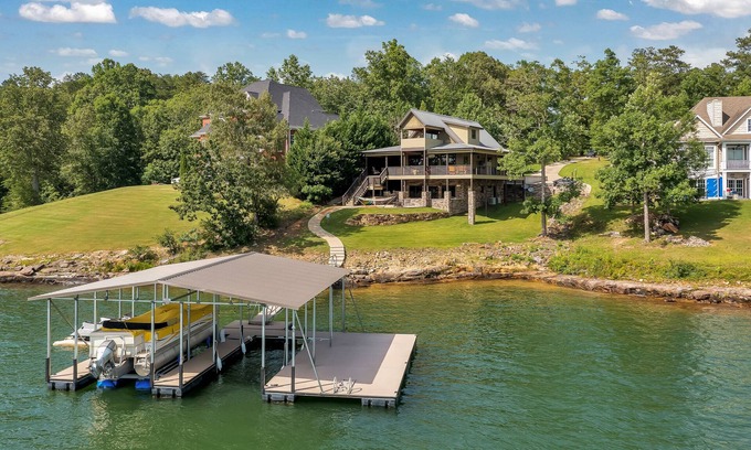 Arley House | Experience Comfort at POP'S PLACE - Pool, Lake View & More!