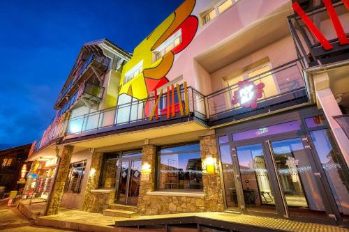 Viel-Alpe Hotel | Discover Comfort at PopAlp: Pet-Friendly & Family-Oriented