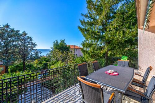 Selce Apartment | Discover POPE: Family & Pet-Friendly Haven Awaits