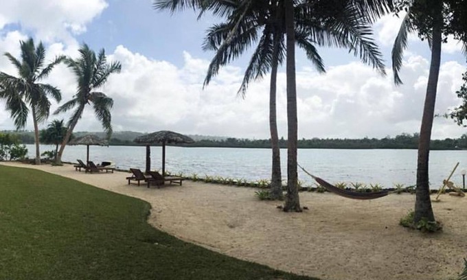 Port Vila Hotel | Relax at Poppys On The Lagoon with Pool and Ocean Views