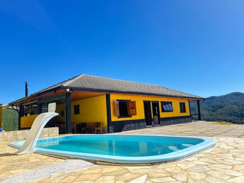 Vila Inglesa House | Experience Oceanfront Bliss at Por do Sol - Rated 9.5/10