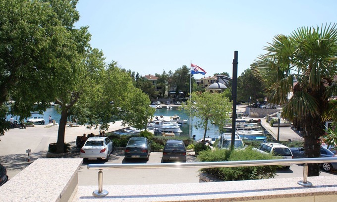 Porat Apartment | Beachside Retreat: Porat Apartment Steps from the Sea