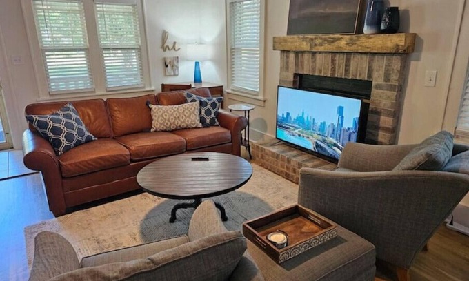 Springfield House | Guest Rated 10/10 at Porch Swing Place - Pet-Friendly Stay