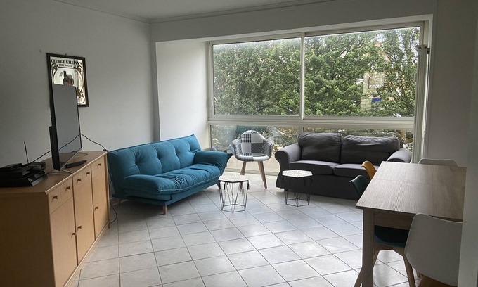 Dunkerque-Sud Apartment | Cozy Port and Sea Retreat, Perfect for Family Getaways