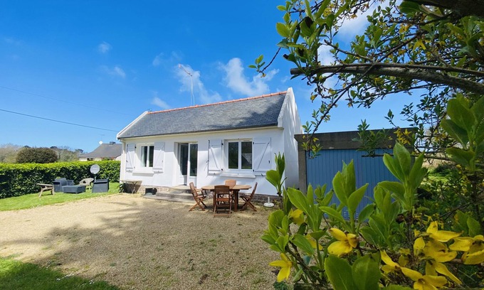 Penvenan House | Peaceful Port-Blanc: Oceanfront Escape with Spa & Pool