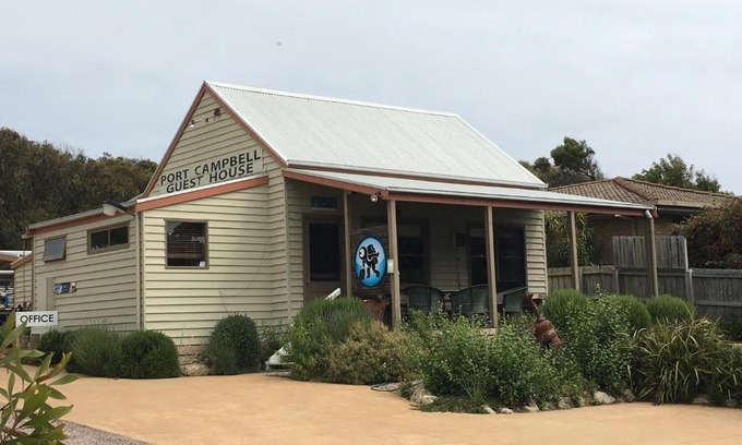 Port Campbell House | Family-Friendly Port Campbell Guesthouse with Great Amenities