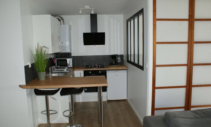 Vannes Apartment | Modern Port de Vannes T3: 2 Bedrooms Near the Waterfront