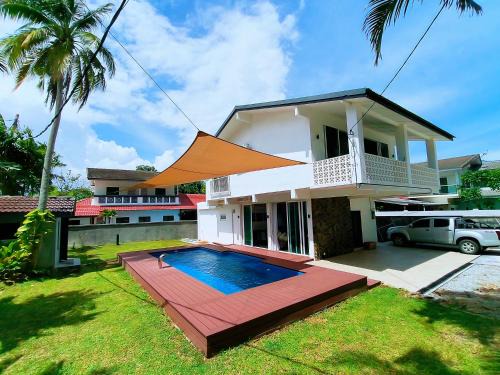 Kampung Bahasa Kapor Villa | Port Dikson Beach Side Villa