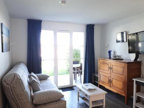 Arzon Apartment | Discover Port du Crouesty Cap'Océan with Pool & Pet Friendly