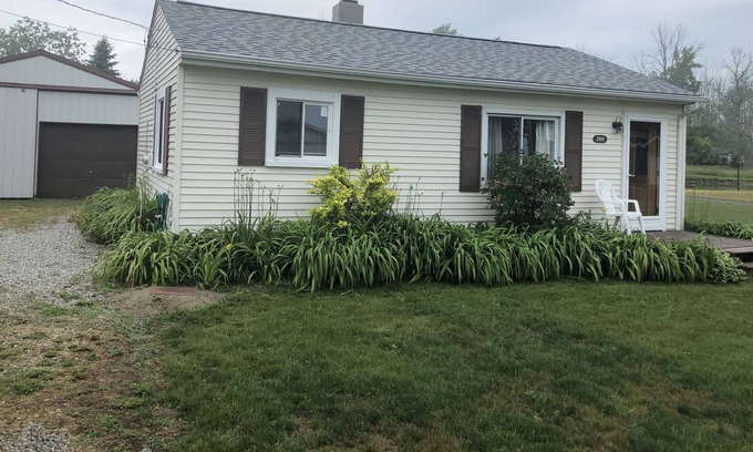 Harbor Beach House | Port Hope Hideway