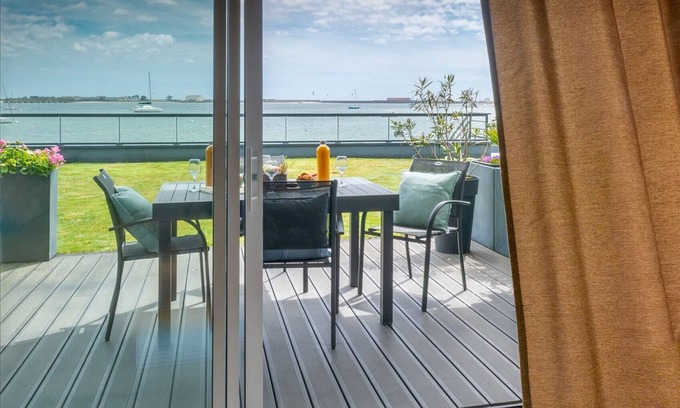 Port-Louis Apartment | Ideal Apartment Port-Louis for 4, Wheelchair Accessible
