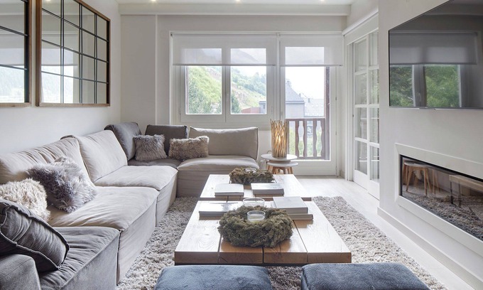 Baqueira Apartment | Experience Port Luxe by FeelFree Rentals with Spa and Kitchen