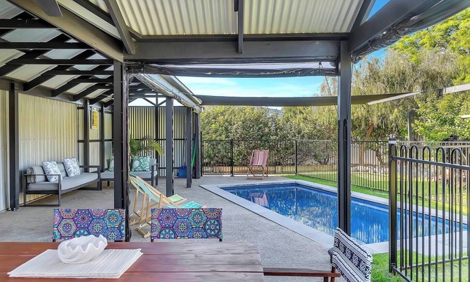 Port Willunga House | Port Parade Poolside BBQs and Modern Beach Living