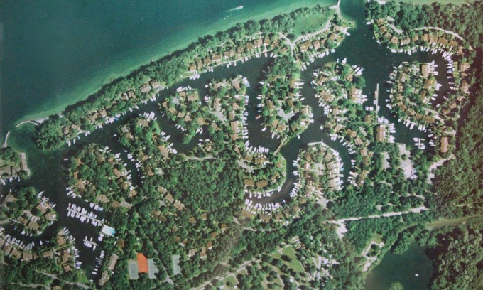 Thonon-les-Bains House | Port Ripaille: Lakefront Getaway with Pool and Ocean Views