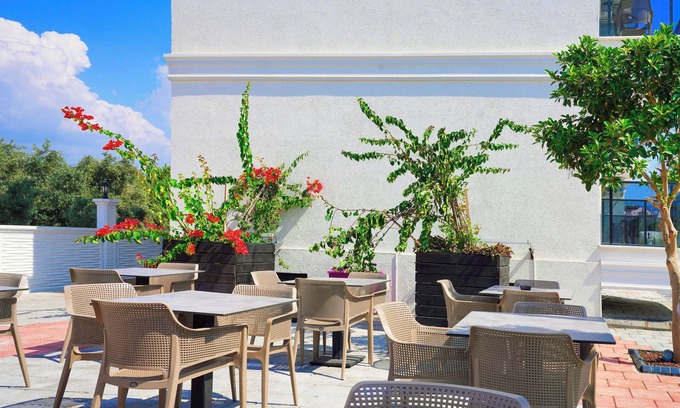 Gazipasa Hotel | Budget-Friendly Stay at Port Selene Otel with Breakfast