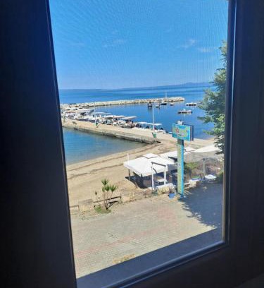 Nea Fokaia Apartment | Port View Apartment