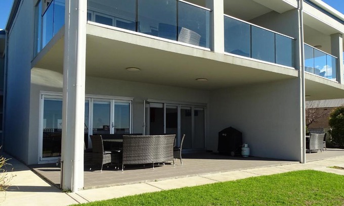 Port Vincent House | Family-Friendly Port Vincent Seaside Apartments - Apartment 1