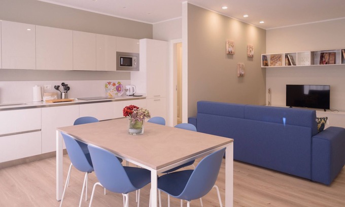 Cittadella Apartment | Central Porta di Verona Apartment with Garage & Great Amenities