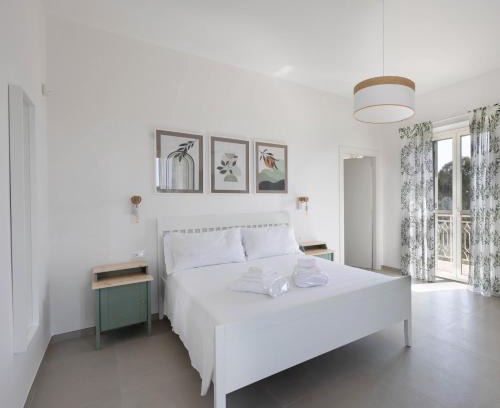 Cozzana House | Relaxing Stay at Porta Sugli Ulivi with Ocean View & Spa
